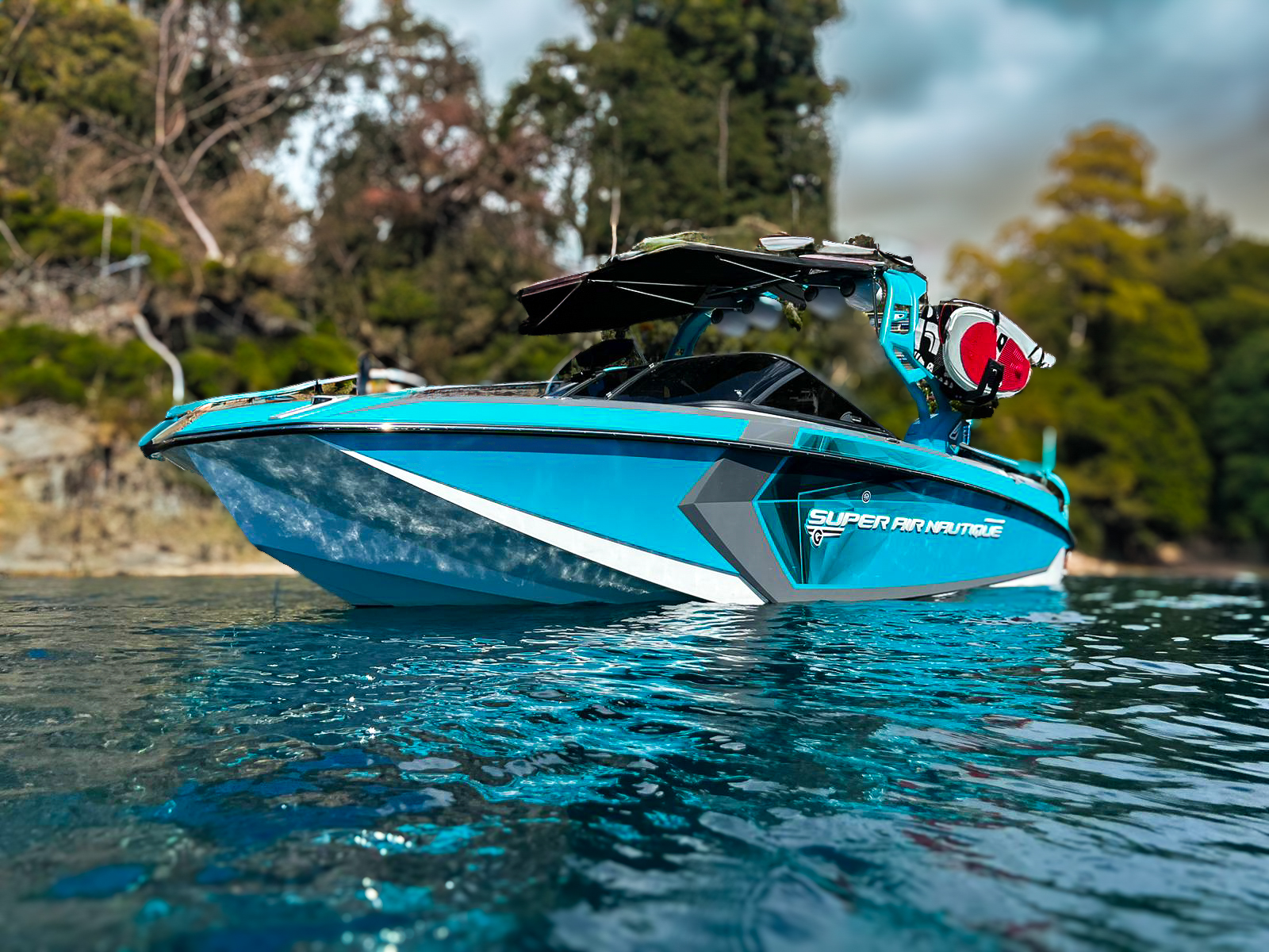 Super Air Nautique G23 sur le lac Léman